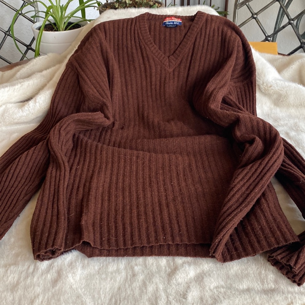 Mens size large Free People lambs wool sweater